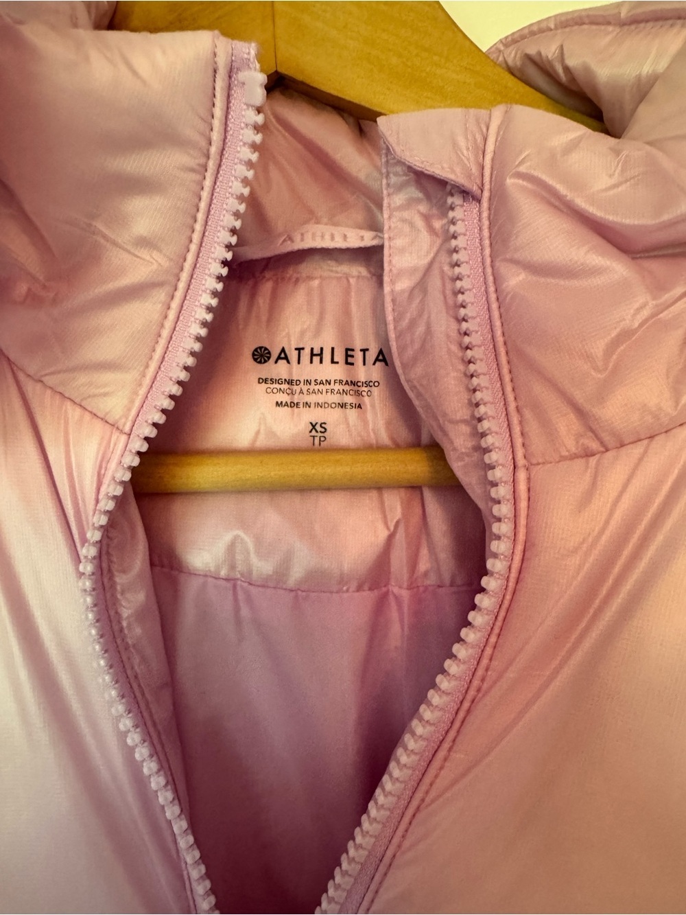 Athleta Stratus Puffer Jacket NWT - Fleur Pink - Size XS (#768233) - Picture 7 of 11
